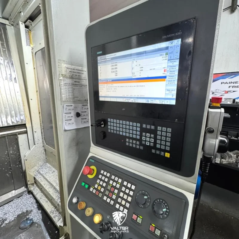 centro-de-usinagem-5-eixos-romi-dcm-620-5f-ano-2018-siemens-touch-01
