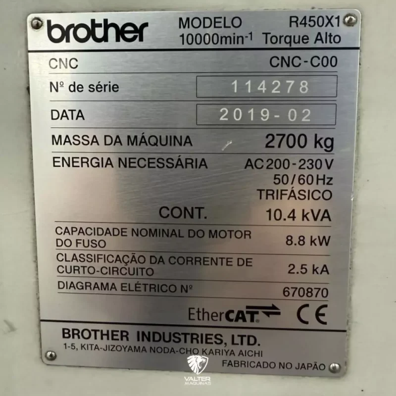 centro-de-usinagem-akira-seiki-rmv-700-apc-2011-04