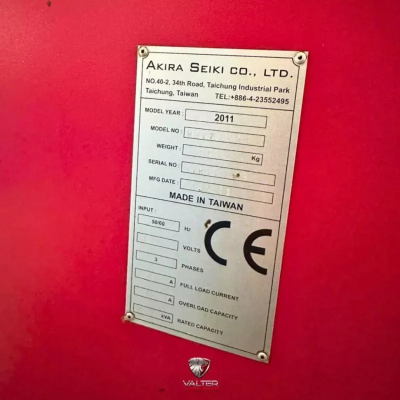 centro-de-usinagem-akira-seiki-rmv-700-apc-2011-05