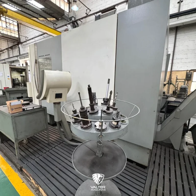 centro-de-usinagem-cnc-horizontal-deckel-maho-dmc-80h-duplo-palete-cone-iso-50-e-siemens-840d-08