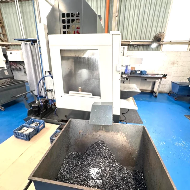 centro-de-usinagem-haas-vf-2-refrigerao-interna-ano-2020-04