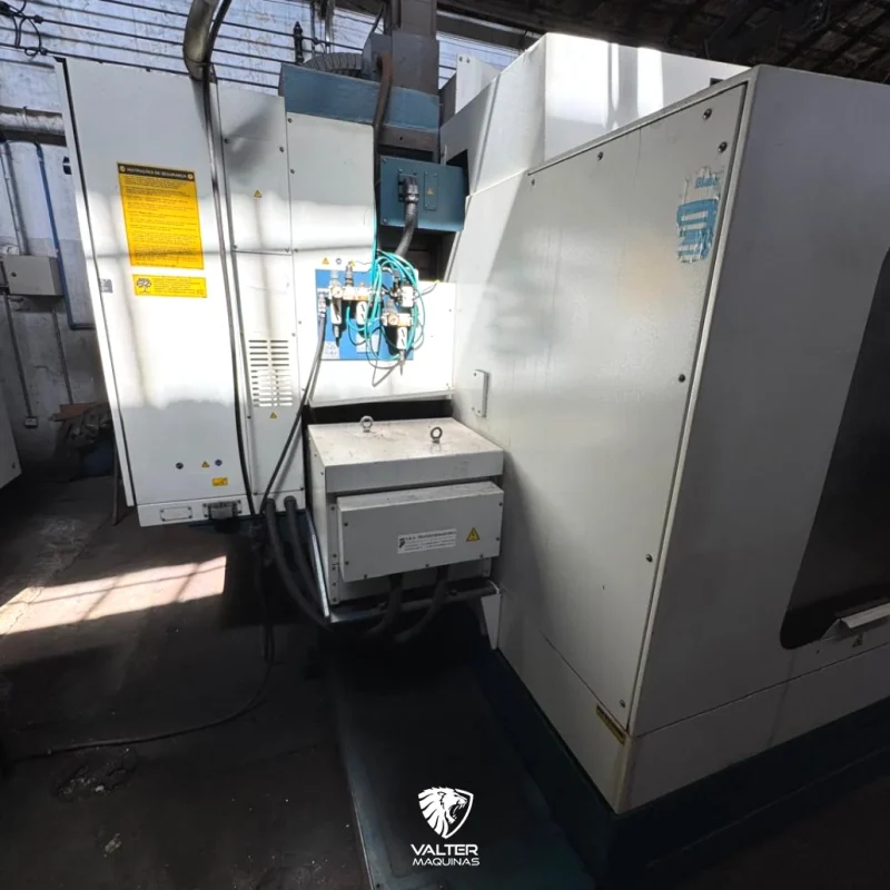 centro-de-usinagem-romi-discovery-1250-4-eixo-refrigerao-interna-06