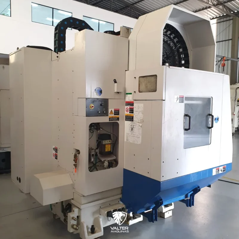 centro-de-usinagem-vertical-doosan-dmv-3016l-com-4-eixo-rotativo-e-subplate-03