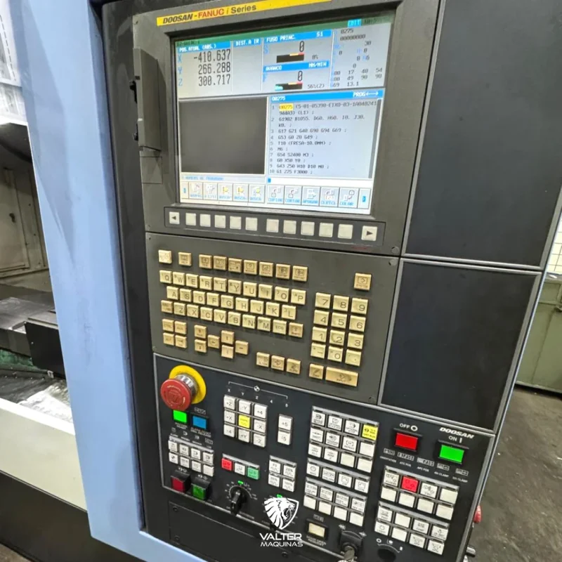 centro-de-usinagem-vertical-doosan-dnm-500-refrigerao-interna-20-bar-e-fanuc-i-series-08