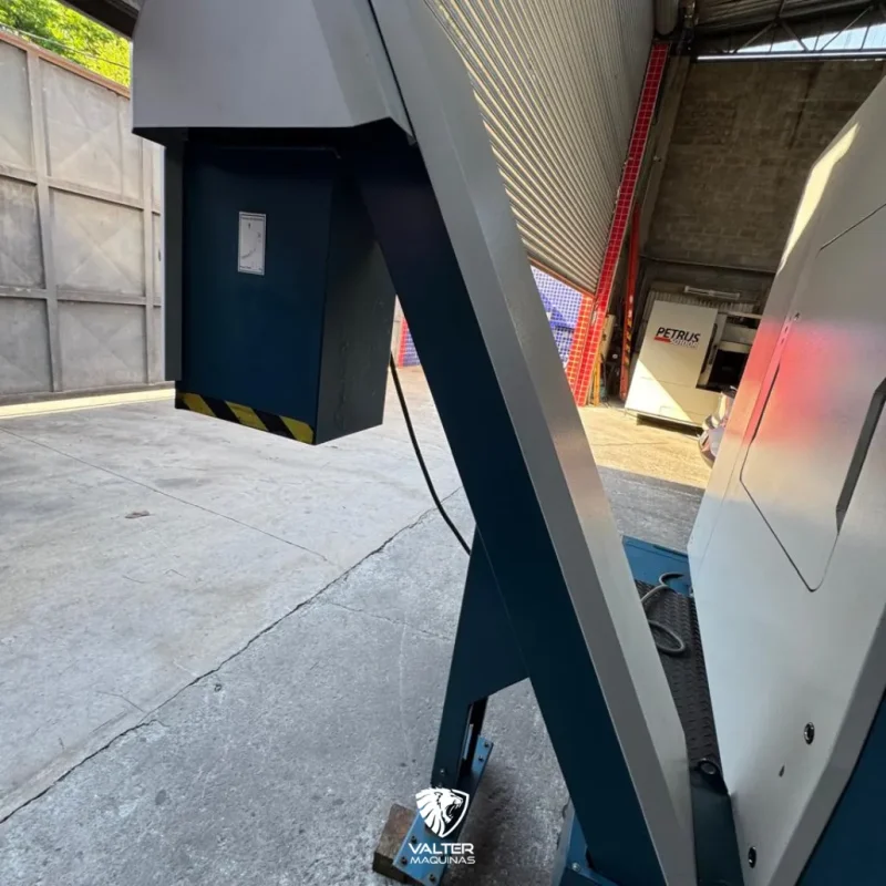 centro-de-usinagem-vertical-romi-4