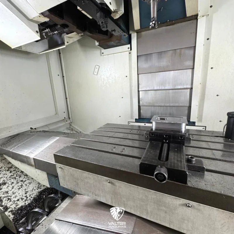 centro-de-usinagem-vertical-romi-d-800-15000-rpm-fanuc-touch-plus-02