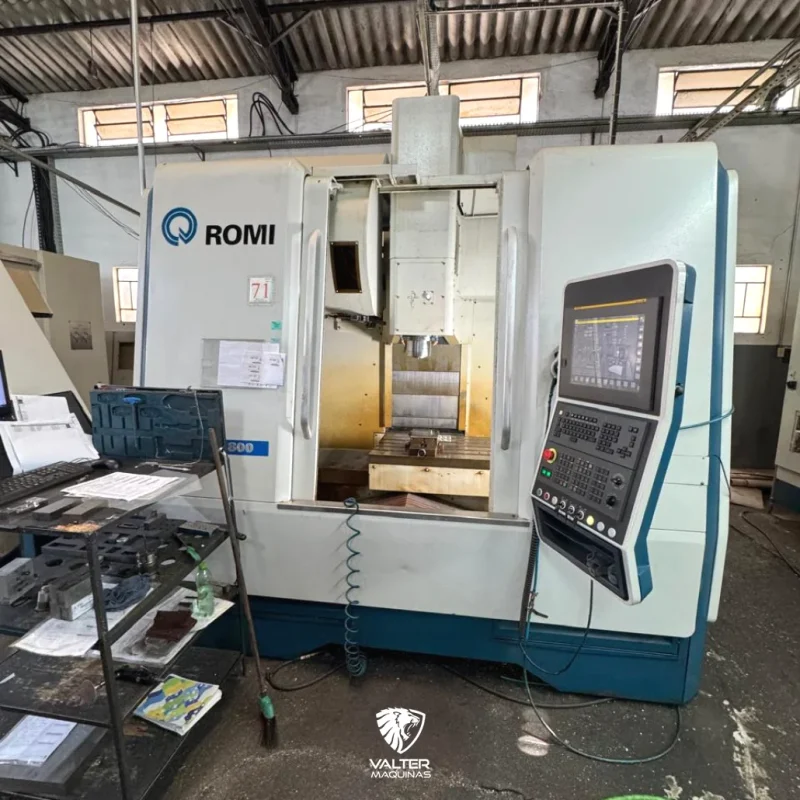 centro-de-usinagem-vertical-romi-d-800-ano-2018-comando-fanuc-02