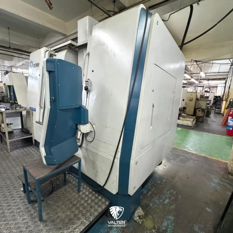 centro-de-usinagem-vertical-romi-d1250-com-4-eixo-mgr-230-e-fanuc-0i-mf-plus-2024-03