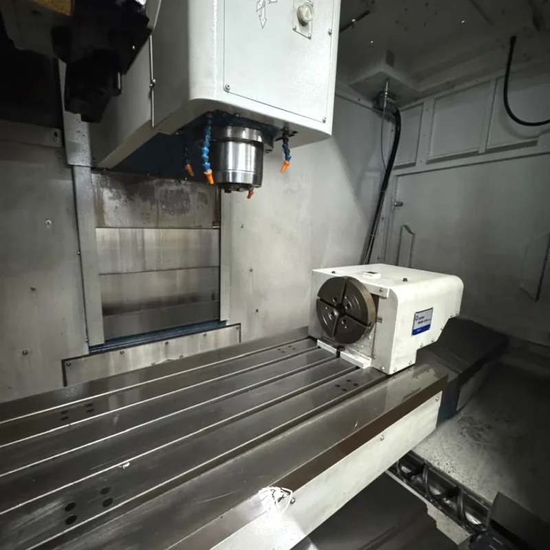 centro-de-usinagem-vertical-romi-d1250-com-4-eixo-mgr-230-e-fanuc-0i-mf-plus-2024-09
