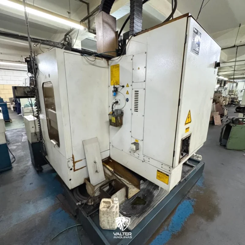 centro-de-usinagem-vertical-romi-discovery-760-com-troca-de-pallet-e-comando-fanuc-07