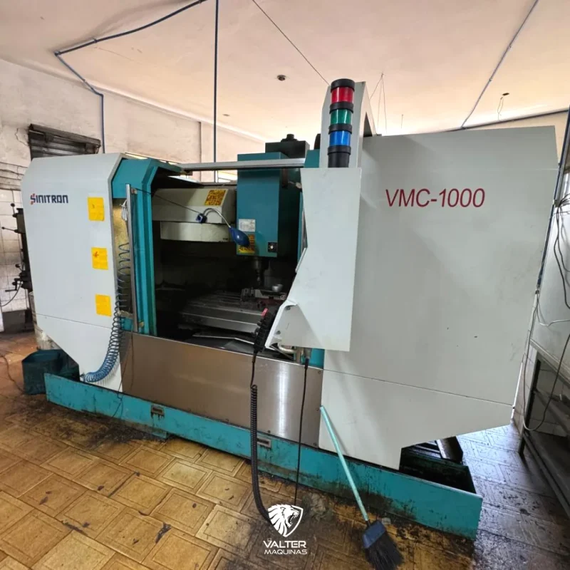 centro-de-usinagem-vertical-sinitron-vmc-1000-comando-mitsubishi-ano-2007-02