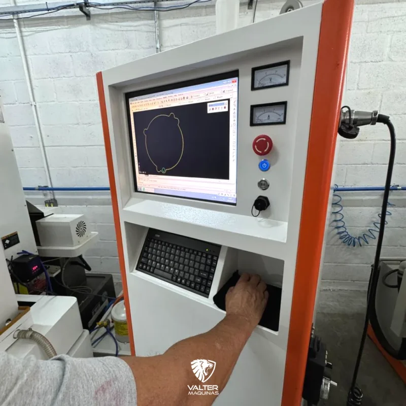 eletroeroso-a-fio-trs-50-ano-2024-guias-lineares-e-cam-integrado-09