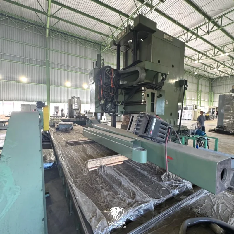fresadora-cnc-de-coluna-mvel-parpas-bf-160c-mesa-fixa-de-7m-11