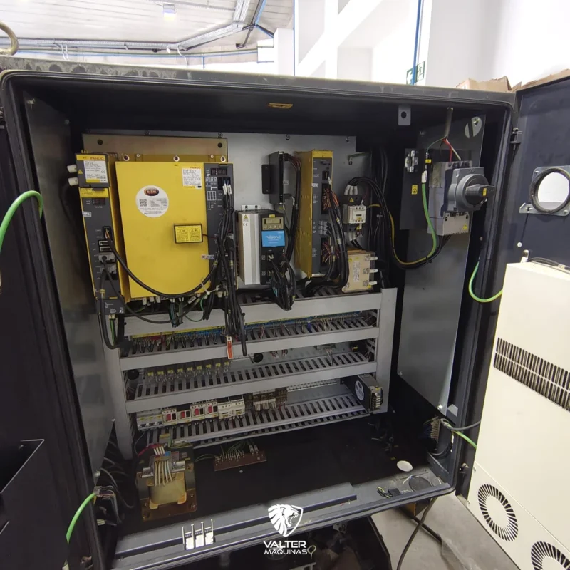 torno-cnc-doosan-lynx-220-lma-ferramentas-acionadas-cnc-fanuc-e-6000-rpm-ano-2013-02