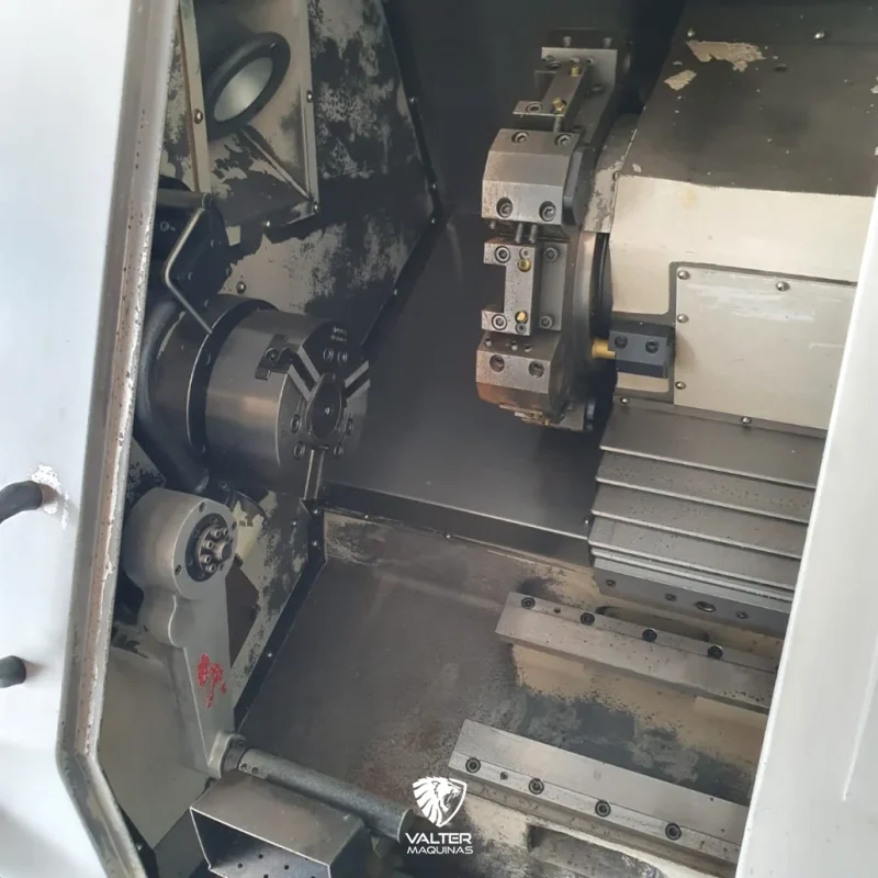 torno-cnc-doosan-lynx-220l-com-aparador-de-peas-exaustor-de-nvoa-e-fanuc-04