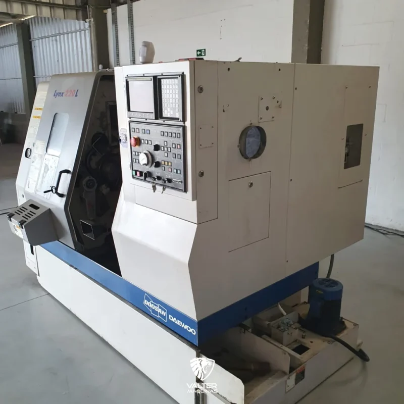 torno-cnc-doosan-lynx-220l-com-aparador-de-peas-exaustor-de-nvoa-e-fanuc-06