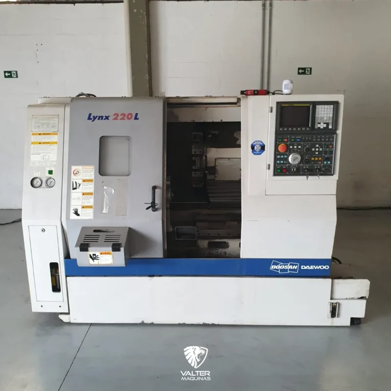 torno-cnc-doosan-lynx-220l-com-aparador-de-peas-exaustor-de-nvoa-e-fanuc-07