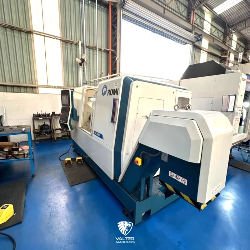 torno-cnc-marca-romi-gl300-03