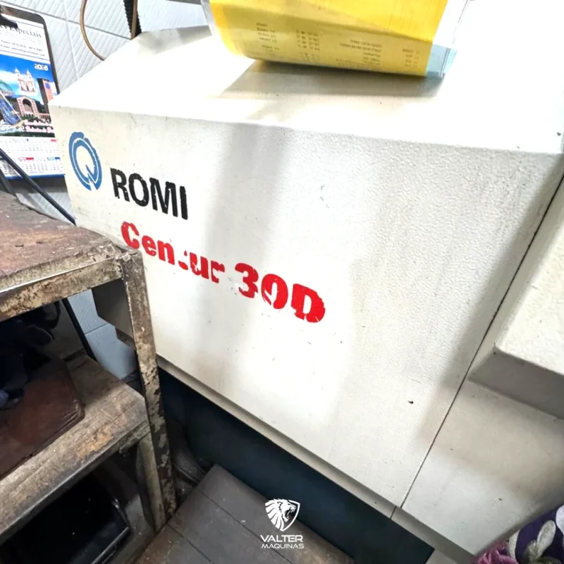 torno-cnc-romi-centur-30d-1000mm-motores-novos-ano-2006-03